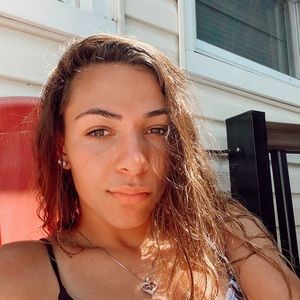 Meet your Posher, Kaitlyn